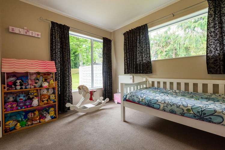 11 Morgan Place Tawa_17
