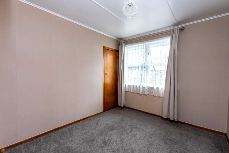 17 Station Road Paeroa_16