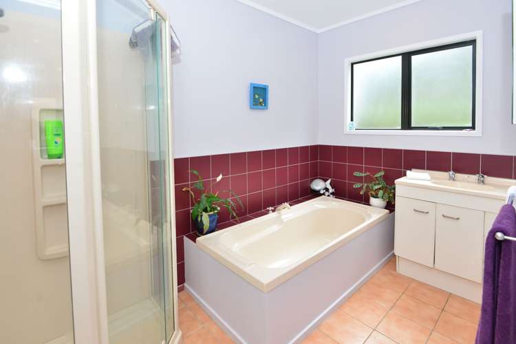 80 Roberta Crescent Orewa_17