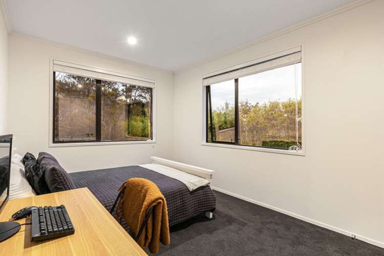 32a Bernard Magnus Lane Greenhithe_11