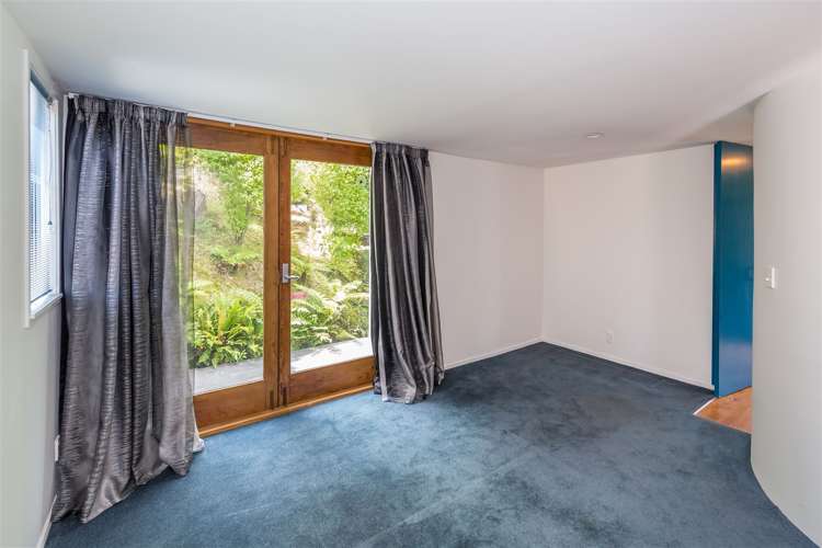 27 Settlers Hill Akaroa_17