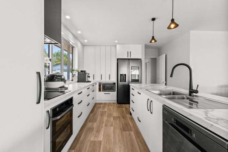 10 Temple Mews Renwick_5