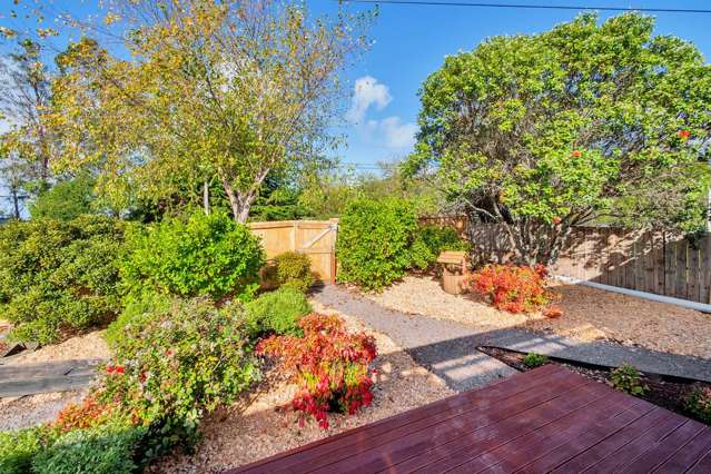 332 Glengarry Road Glen Eden_2