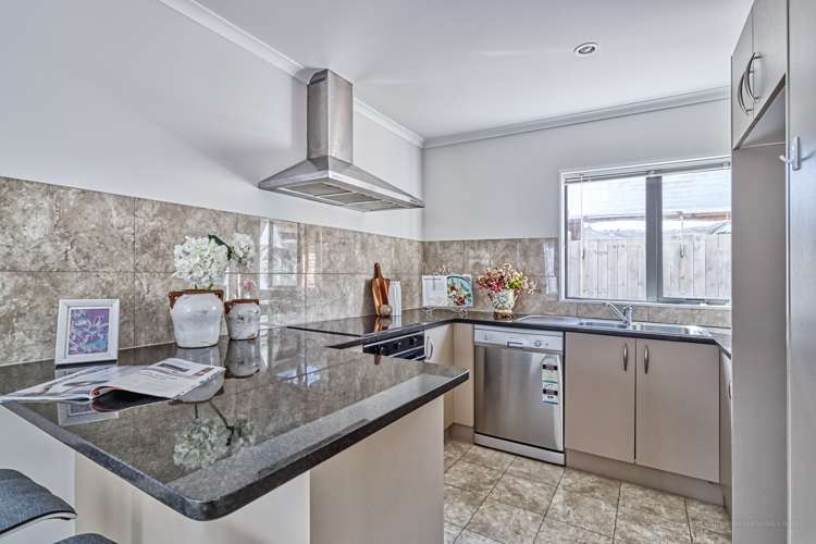 16 Andover Way Goodwood Heights_8