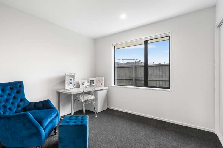 20 Halpin Drive Lincoln_17