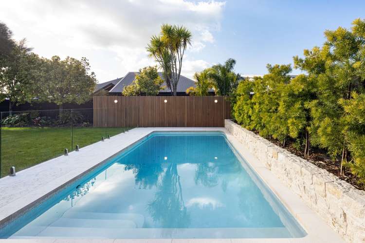 13 Margrain Close Huntington_22