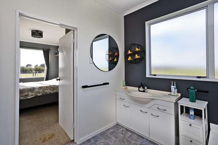 354 Colyer Road Awarua_11