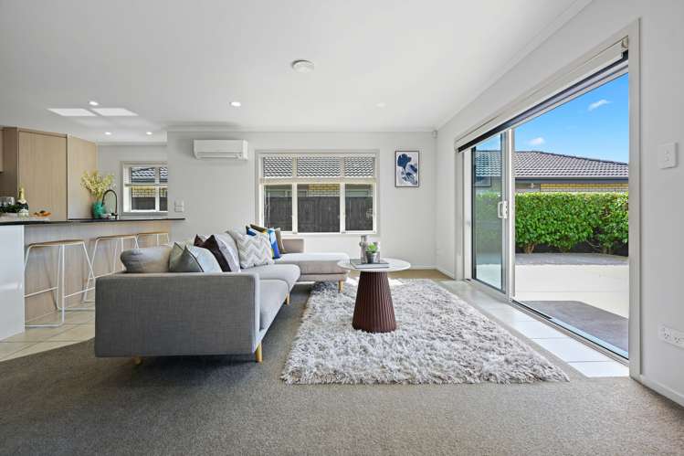 1 Whitney Place Rototuna North_4