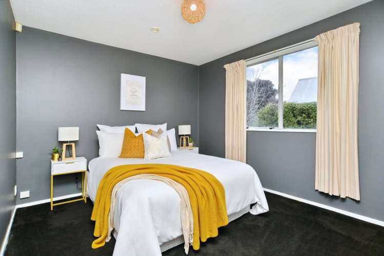 79 Maces Road Bromley_14