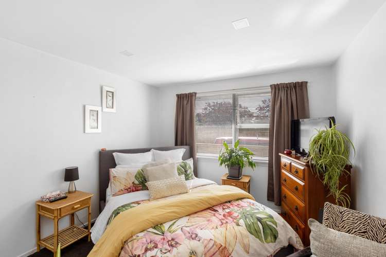 2/162 Stanmore Road Linwood_8