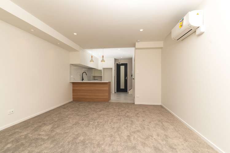 8/23 Tudor Road 11401_1