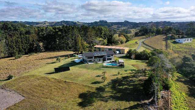 157 Puke Road Kumeu_1