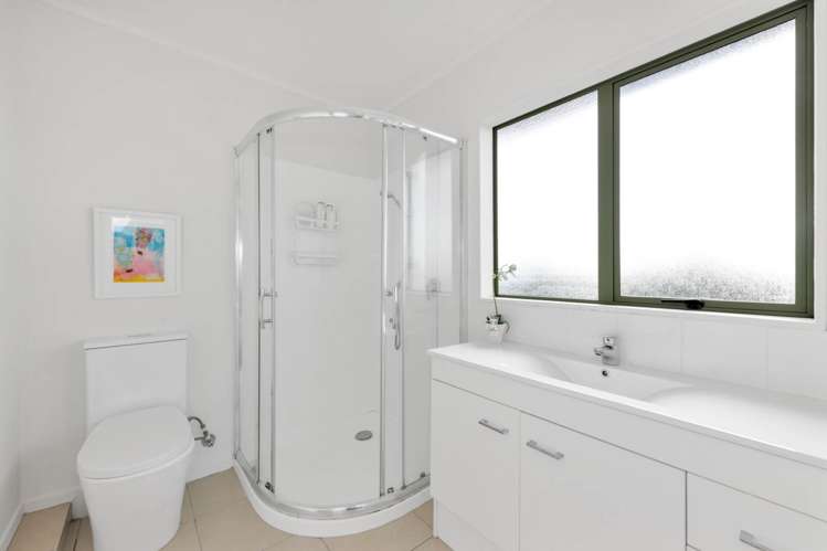 35 Constellation Avenue Beachlands_24