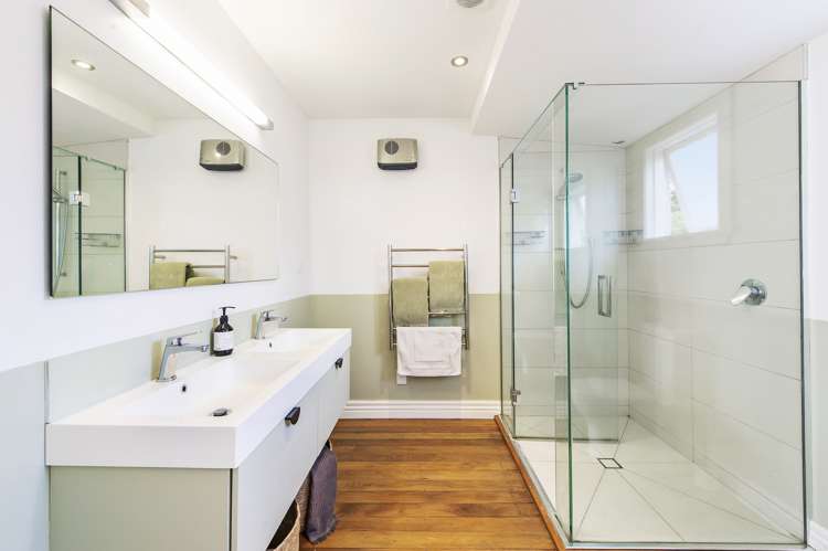 4 Lyttelton Street Somerfield_12