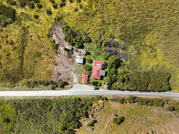 2083 Dry Road, Mangarakau Golden Bay_20