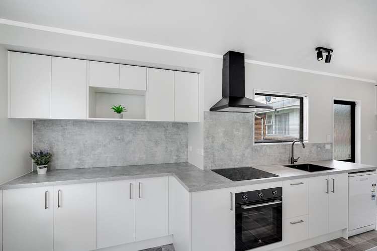 21A Southsea Crescent_4