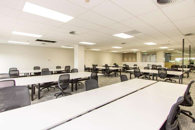 TB/1 The Strand Takapuna_5