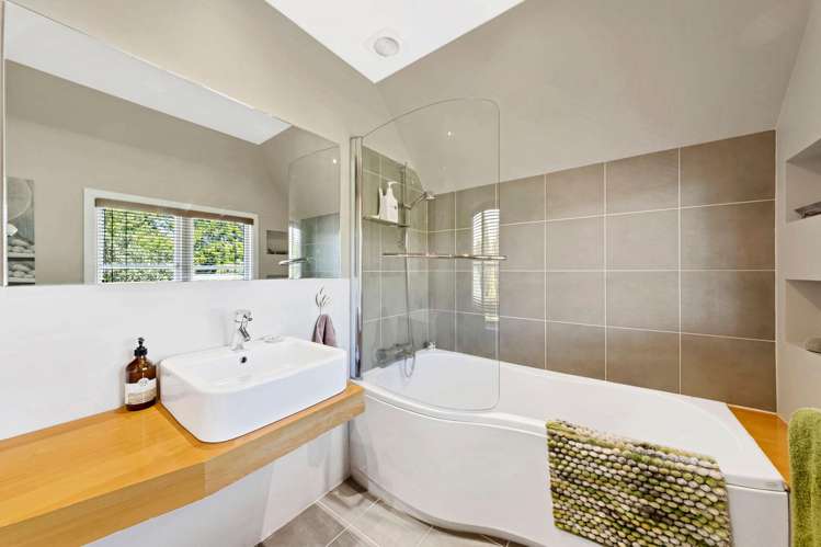 36 Wades Avenue Saint Martins_14