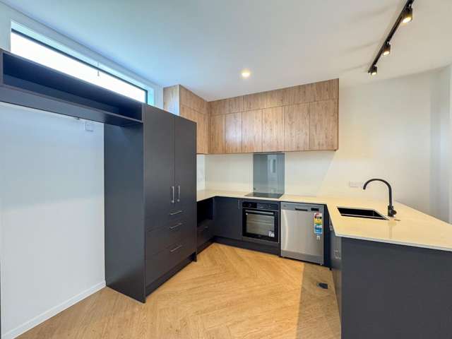 9/8 Bennett Road 10694_3