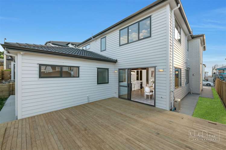 16 Aklander Rise Flat Bush_10