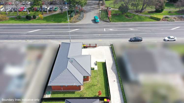 213 Queens Drive Windsor_26