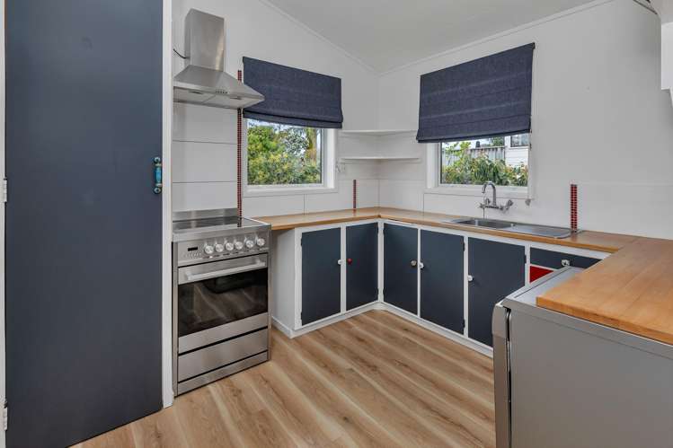 31 Shearwater Street One Tree Point_9