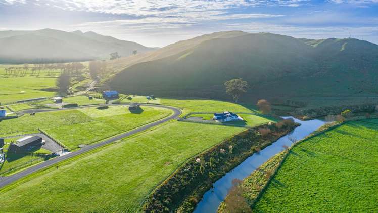 52 Punawaitai Road Pourerere_8