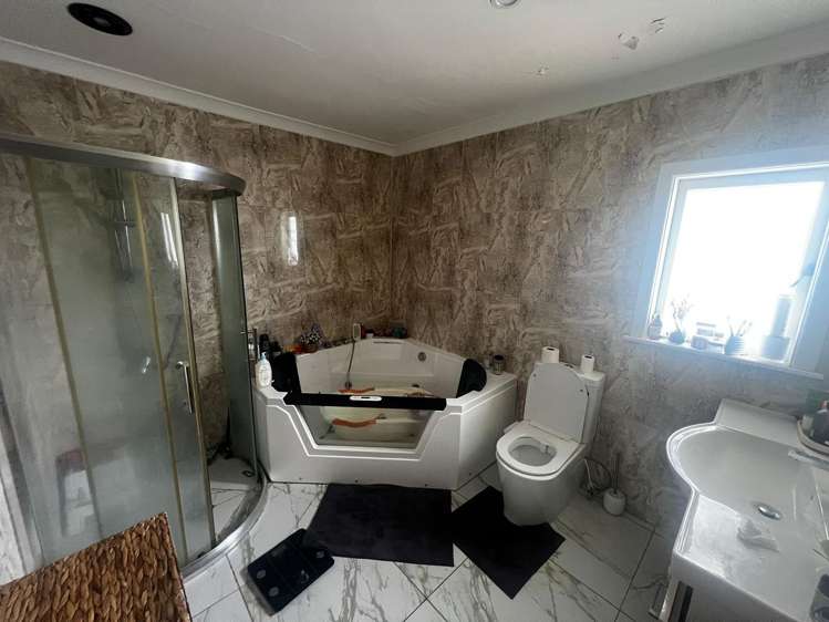 15 Clevedon Road Papakura_5