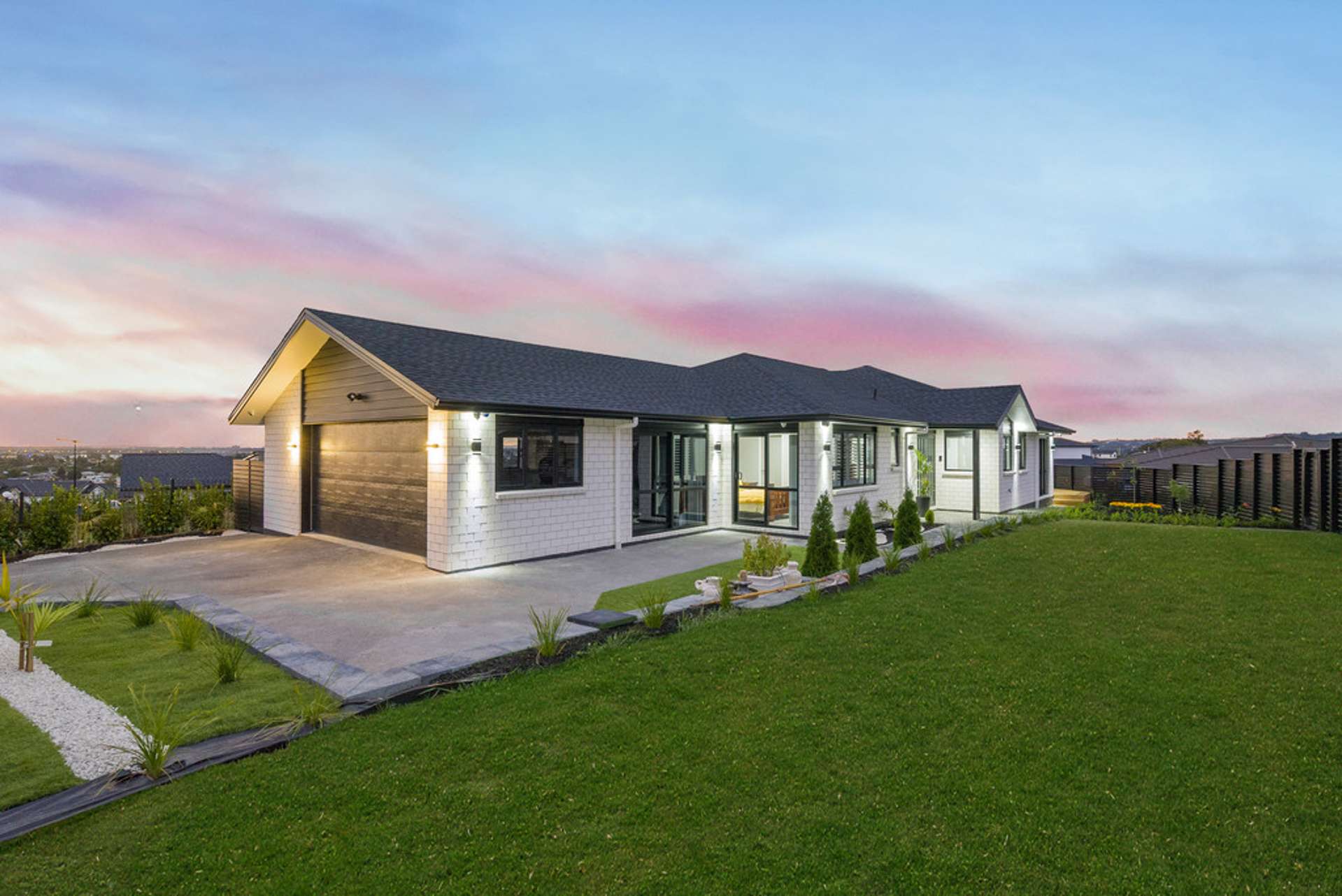 62 Twin Parks Rise Papakura_0