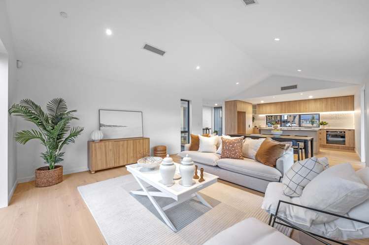 6 Accrington Drive Marshland_4