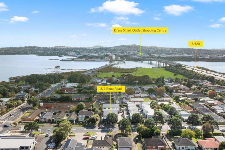2/3 Rimu Road Mangere Bridge_11