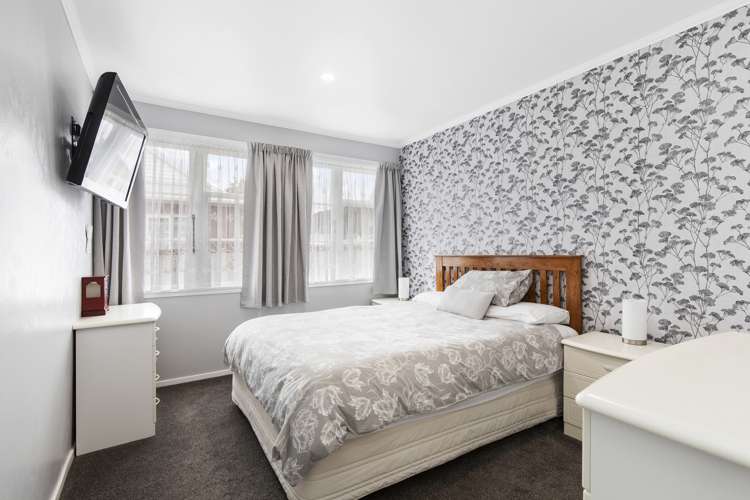 44 Churton Crescent Taita_8