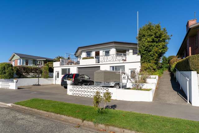 Need Garaging? You Need Tawa Street