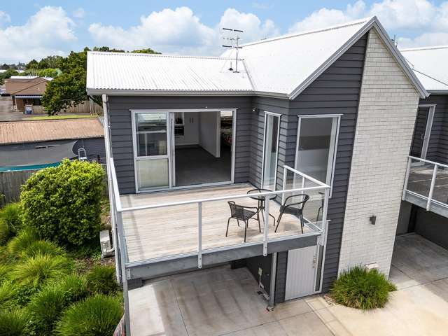 Smart Architectural Design And Convenient Location