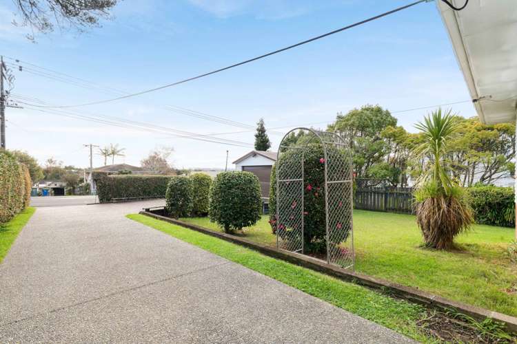 109 Te Atatu Road Te Atatu South_20