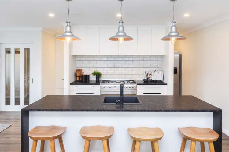 60 Grayshott Avenue Casebrook_7