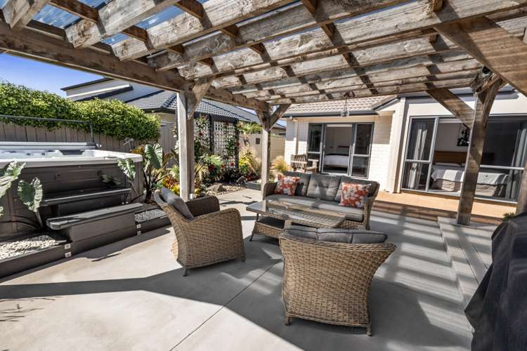 5 Mauritius Key Papamoa_17