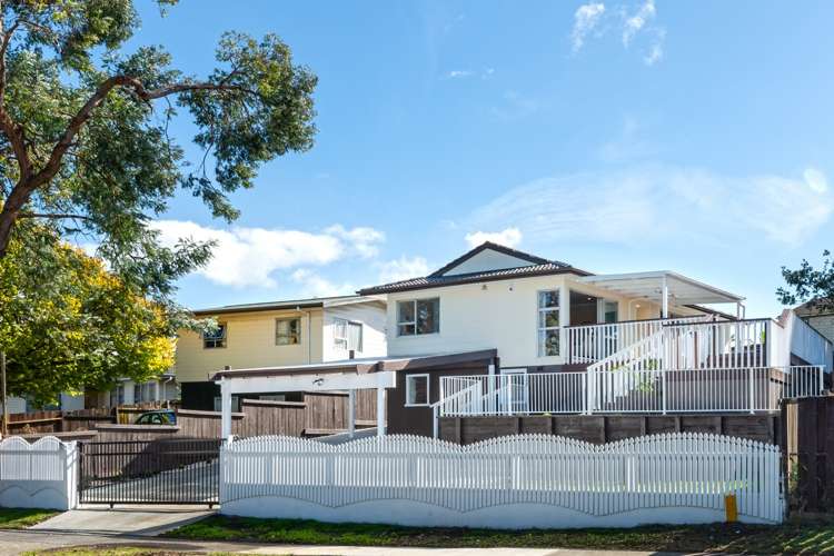 16 McKinstry Avenue_0