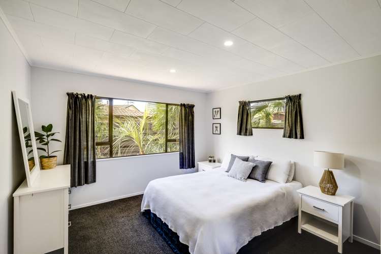 17 Churchill Drive Taradale_9