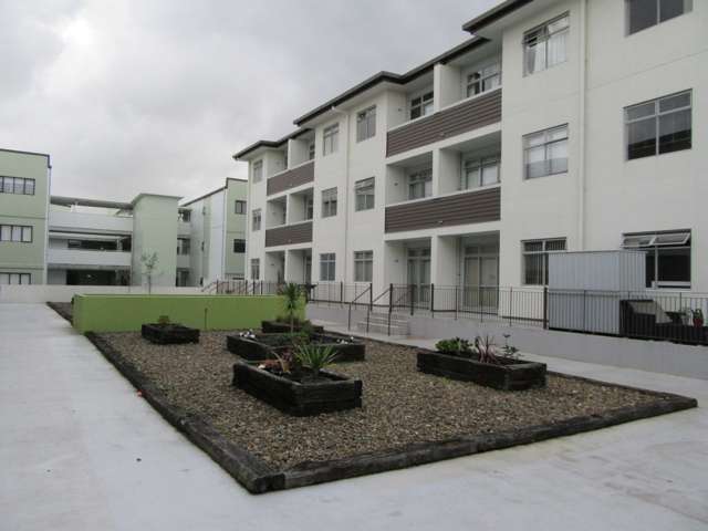 606/18 Beach Road Auckland Central_2