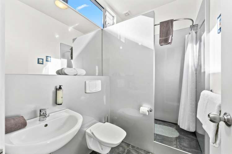 891 Cove Road Waipu_10