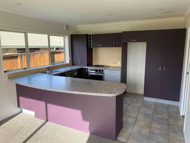 89a Alec Craig Way Gulf Harbour_1