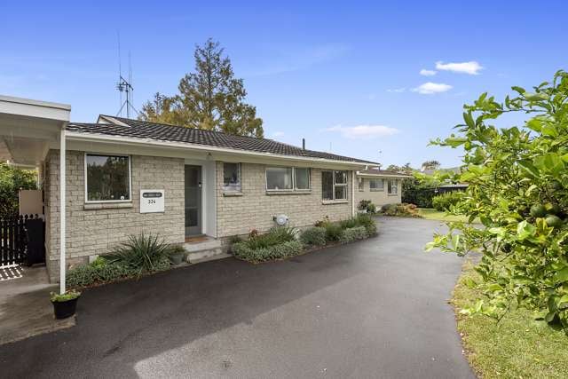 324 and 324B Te Rapa Road Beerescourt_1