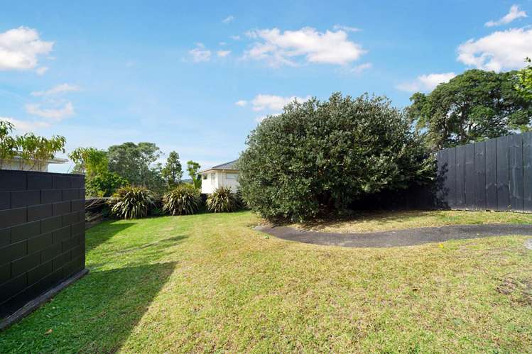 7 Kotinga Avenue Glen Eden_24