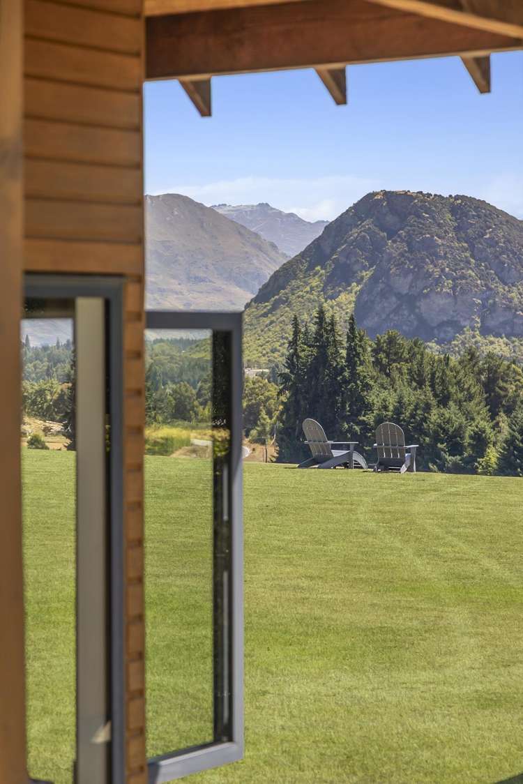 475 Wanaka-Luggate Highway Wanaka_27