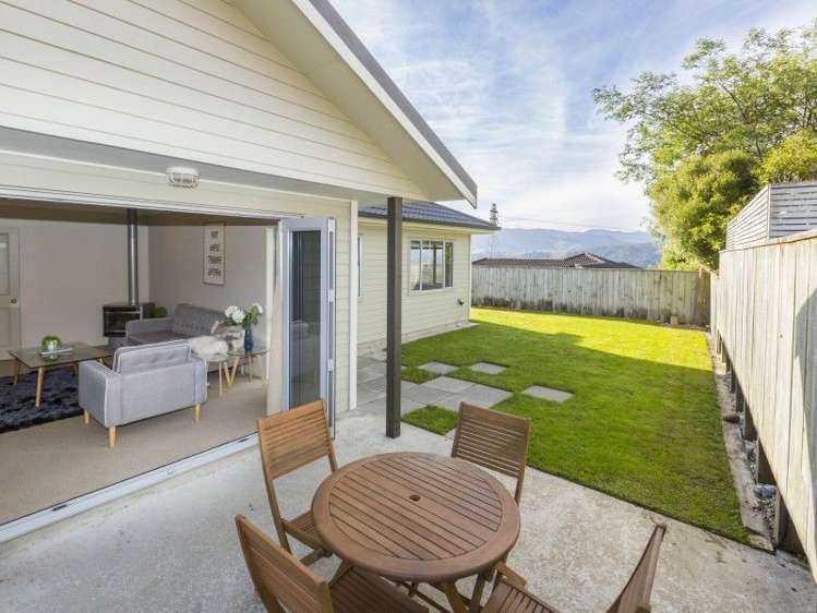 35 Mcewen Crescent Riverstone Terraces_2