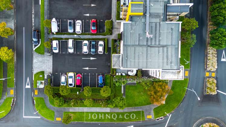 401/3 Bluegrey Avenue Stonefields_9