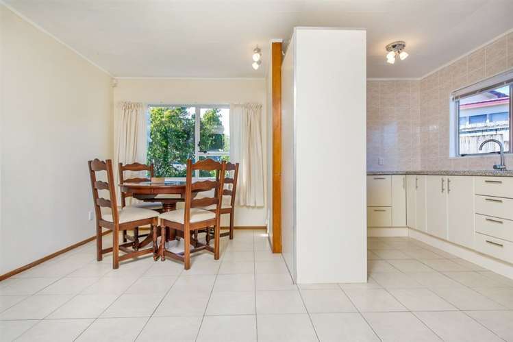 8 Charnley Grove Glenfield_15