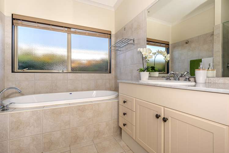 4 Joanne Street Lytton West_15