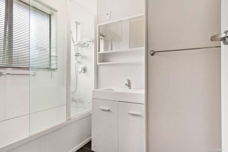 2/19 Seabrook Avenue New Lynn_7